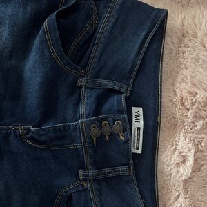 YMI Wannabettabutt jeans with holes